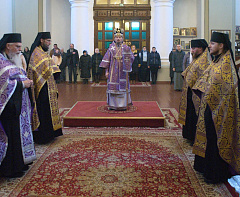 В канун Недели 2-й Великого поста митрополит Вениамин совершил всенощное бдение в Ляденском мужском монастыре