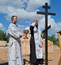 В Тадулинском женском монастыре епископ Друцкий Евсевий совершил чин основания строящегося храма святого Александра Невского