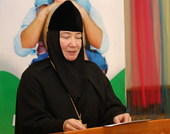Игумения Параскева (Ельская): «Тандем» институтов семьи и монашества