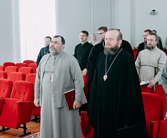 Председатель Синодального отдела по монастырям епископ Порфирий принял участие в итоговом заседании Ученого совета Минской духовной семинарии