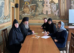 Информационная служба Синодального отдела по монастырям РПЦ провела в Дивеевском монастыре рабочее совещание