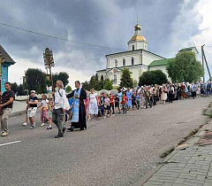 10 августа начался 20-й епархиальный трехдневный крестный ход из Новогрудка и Кореличей в Лавришевский монастырь
