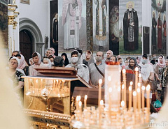 27 июня в Жировичском монастыре молились о  новопреставленных летчиках военного самолета в 40-й день их героической гибели под Барановичами