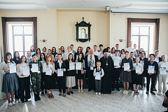 В Жировичском монастыре состоялось награждение особо одаренных детей, учащихся и студентов Гродненских государственных учебных заведений
