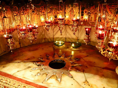 3 января сестры Горненского женского монастыря молились в Вифлеемской пещере Рождества Христова