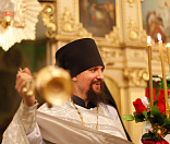 4 - Пасха в Свято-Никольском м-ре. Фото С. Лазаренко и А. Моисейкова