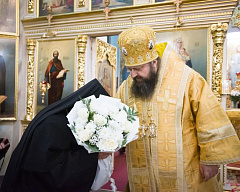 Монашествующие Гомельской епархии поздравили епископа Светлогорского Амвросия с годовщиной архиерейской хиротонии