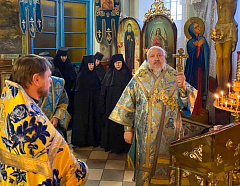 19 февраля архиереи Гомельской епархии совершили Божественную литургию в Иоанно-Кормянском женском монастыре