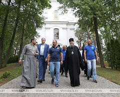 Организаторы спортивно-культурного праздника «Вытокі» посетили Жировичский монастырь
