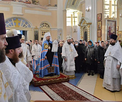 Патриарший Экзарх всея Беларуси освятил главный придел Покровского храма одноименного женского монастыря в Толочине