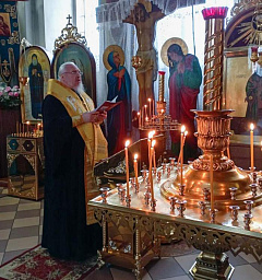 В Иоанно-Кормянском женском монастыре молились о скорейшем восстановлении мира