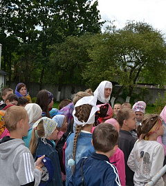 Дети из дошкольных и учебных заведений г. Кобрина посетили Спасский женский монастырь